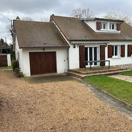 Maison Au Calme Avec Riviere A Cote De Chartres Saint-Prest Εξωτερικό φωτογραφία